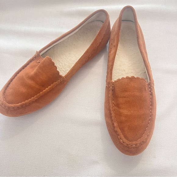 Vionic women’s suede sherpa shearling orthopedic slippers 9.5 - Picture 2 of 13